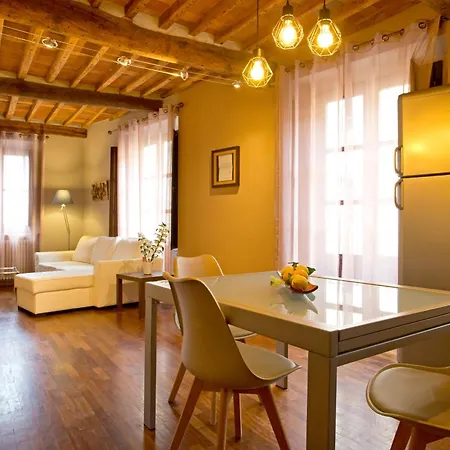 Casa Del Sensale アパート *